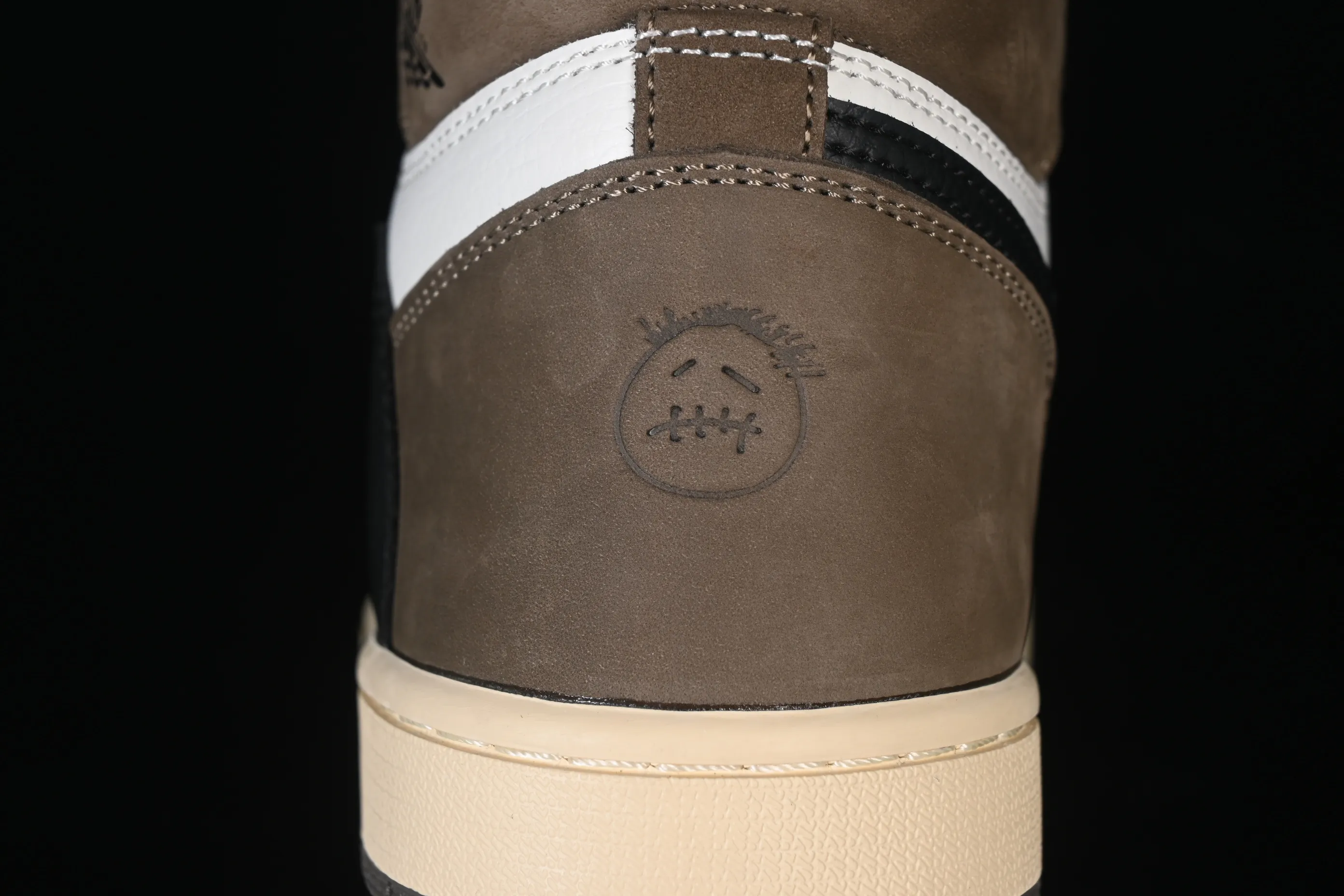All categories Air Jordan Jordan series basketball shoes Air Jordan 1 High Travis Scott x Air Jordan 1 High OG AJ1 anti-hook high-top basketball shoes CD4487-001